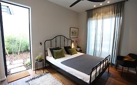Zohara Boutiqe Suite
